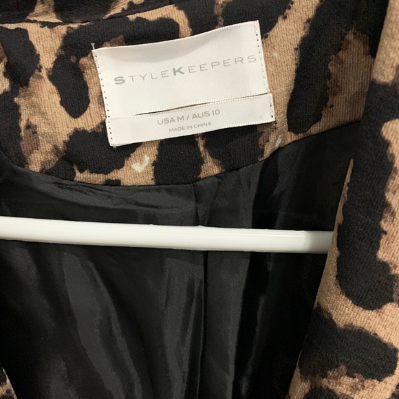 The Fierce Leopard One-Button 3/4-Sleeve Jacket - Picture 7 of 9